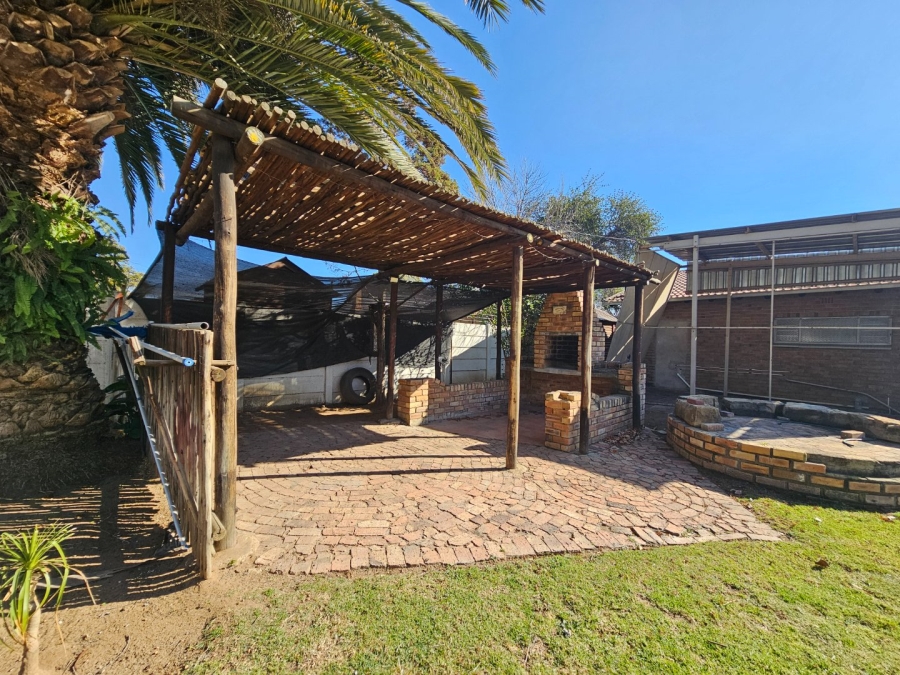 4 Bedroom Property for Sale in Vaalpark Free State